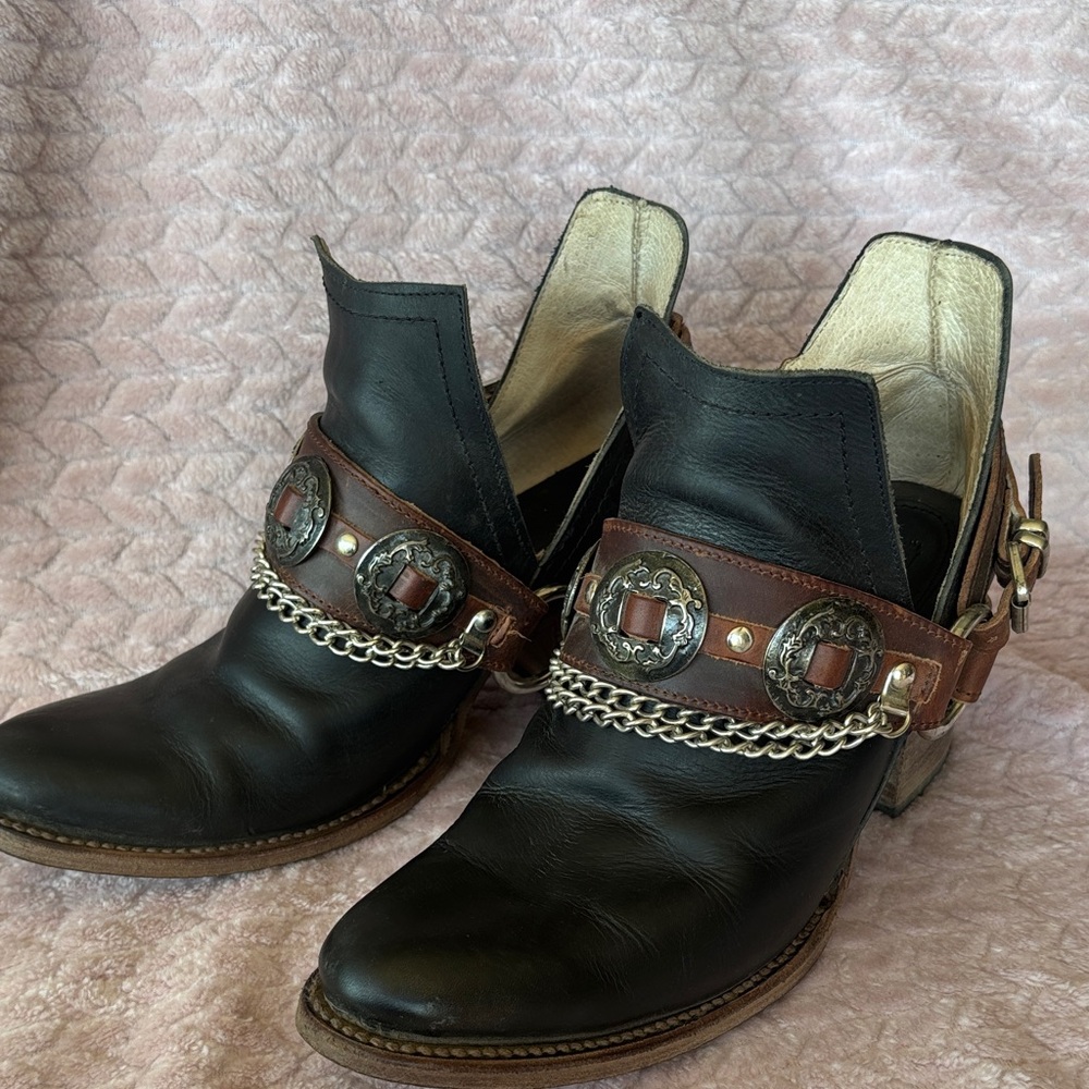 Freebird mystic boots